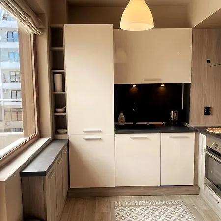 Cozy With Sea View Διαμέρισμα